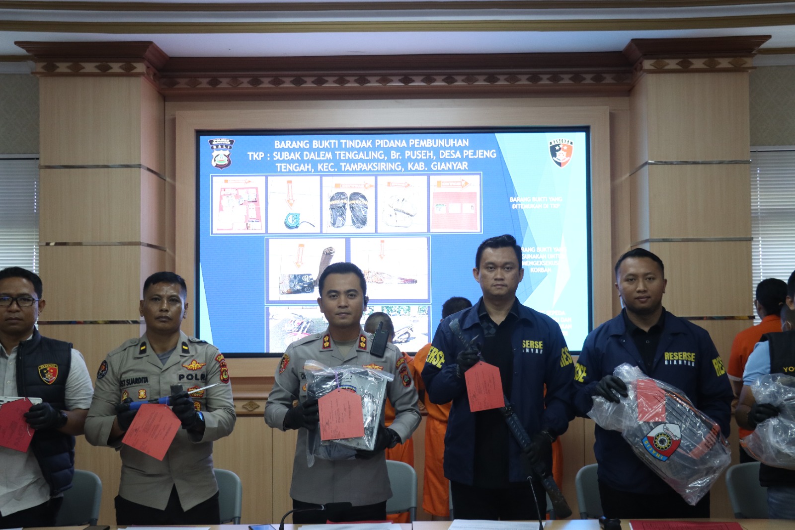 GIANYAR, BNEWSID – The mystery behind the brutal death of an irrigation project foreman in Subak Tenggaling, Pejeng Village, Tampaksiring District, has finally…