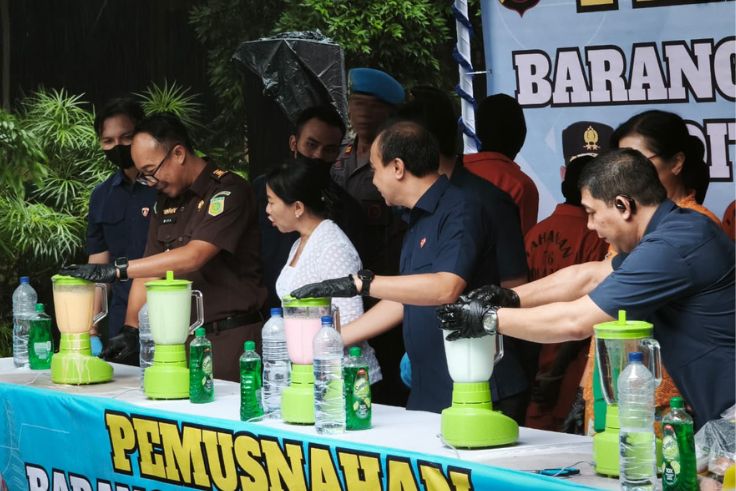 DENPASAR, BEWS.ID – Ahead of the Christmas and New Year (Nataru) holiday season, Bali Police have intensified surveillance of sea and air routes following the …