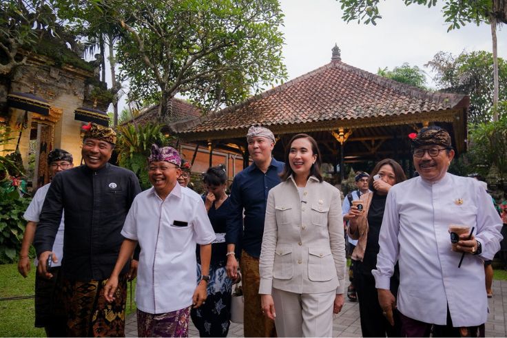 BNEWS.ID – Chairman of the Bali Association of Indonesian Tour and Travel Agencies (ASITA), I Putu Winastra, firmly voiced his expectations for the central gov…