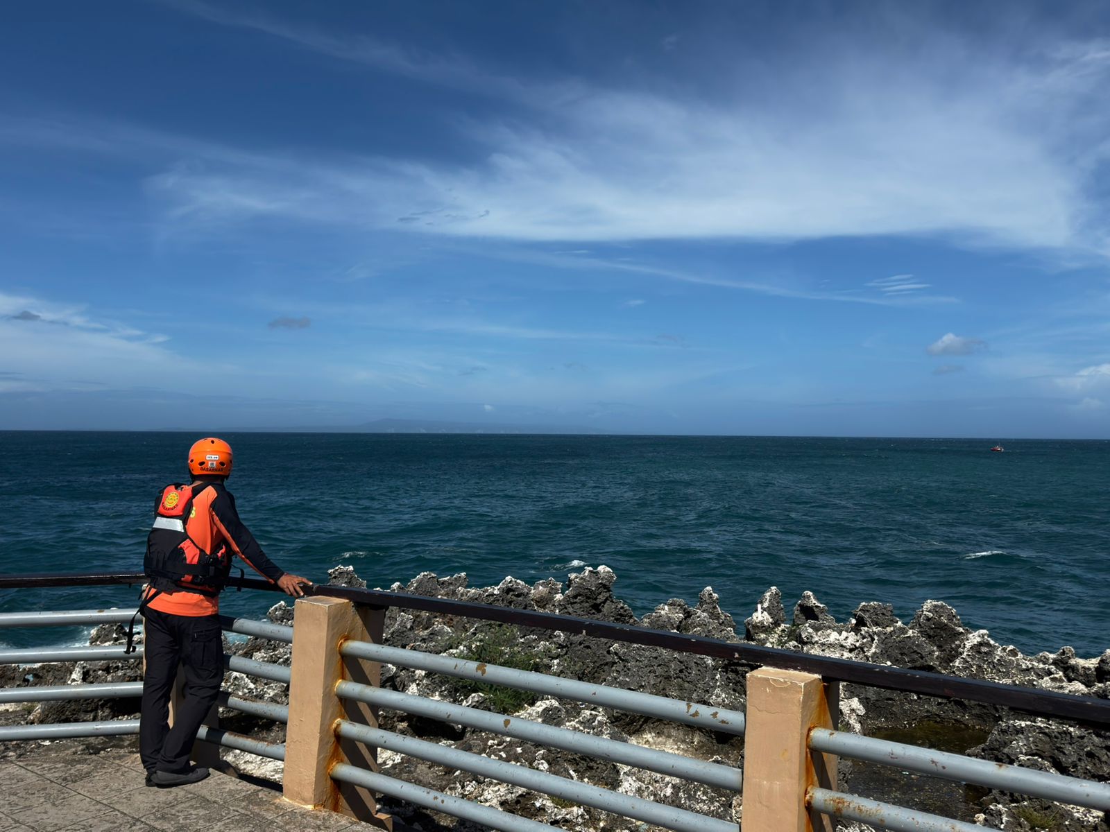 BALINEWSID.COM, BADUNG - The search for a Russian national who was swept away by strong currents at Water Blow, Nusa Dua, South Kuta, on Friday (March 5, 2026)…