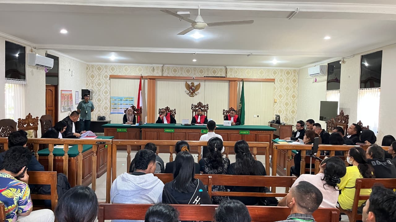 BALINEWSID.COM, DENPASAR - March 25, 2026, The Bali Advocacy Coalition for Democracy has criticized the legal proceedings against Aksi Kamisan Bali activist To…