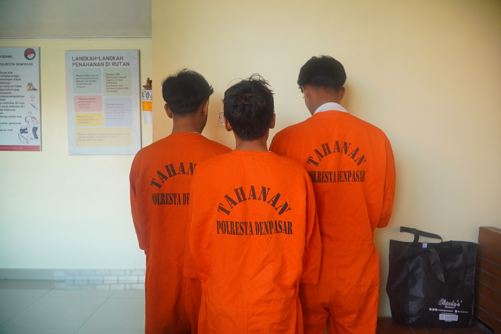 BALINEWSID.COM, DENPASAR - The Criminal Investigation Unit of West Denpasar Police (Polsek Denpasar Barat) has arrested a man identified by the initials SAP (3…