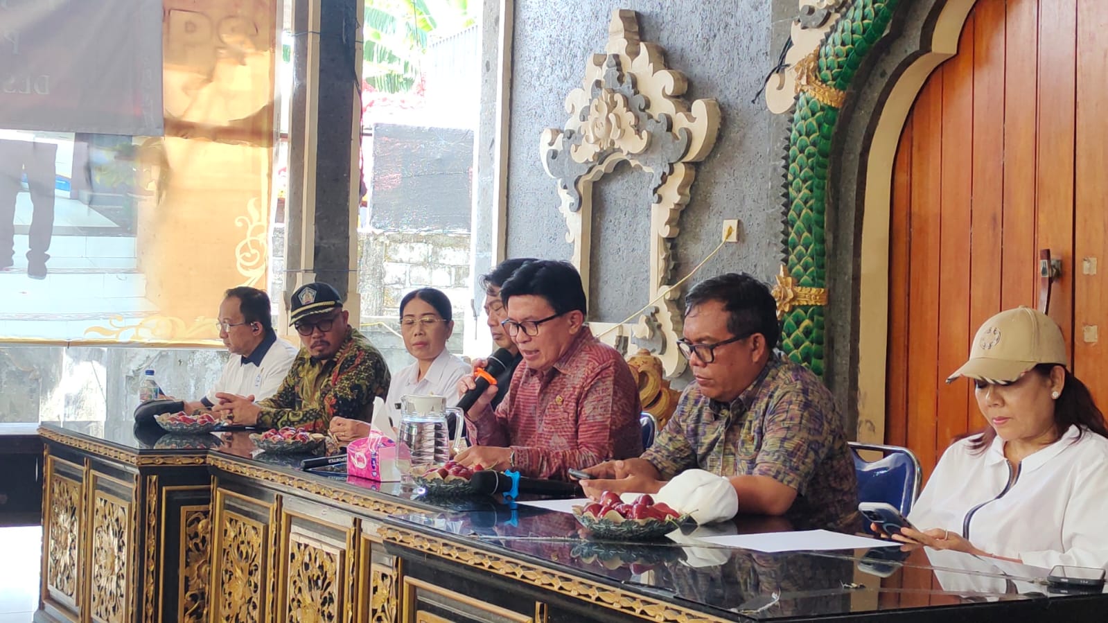 BALINEWSID.COM, JEMBRANA — A surprise inspection conducted by the Special Committee on Spatial Planning, Assets, and Licensing (Pansus TRAP) of the Bali Provin…