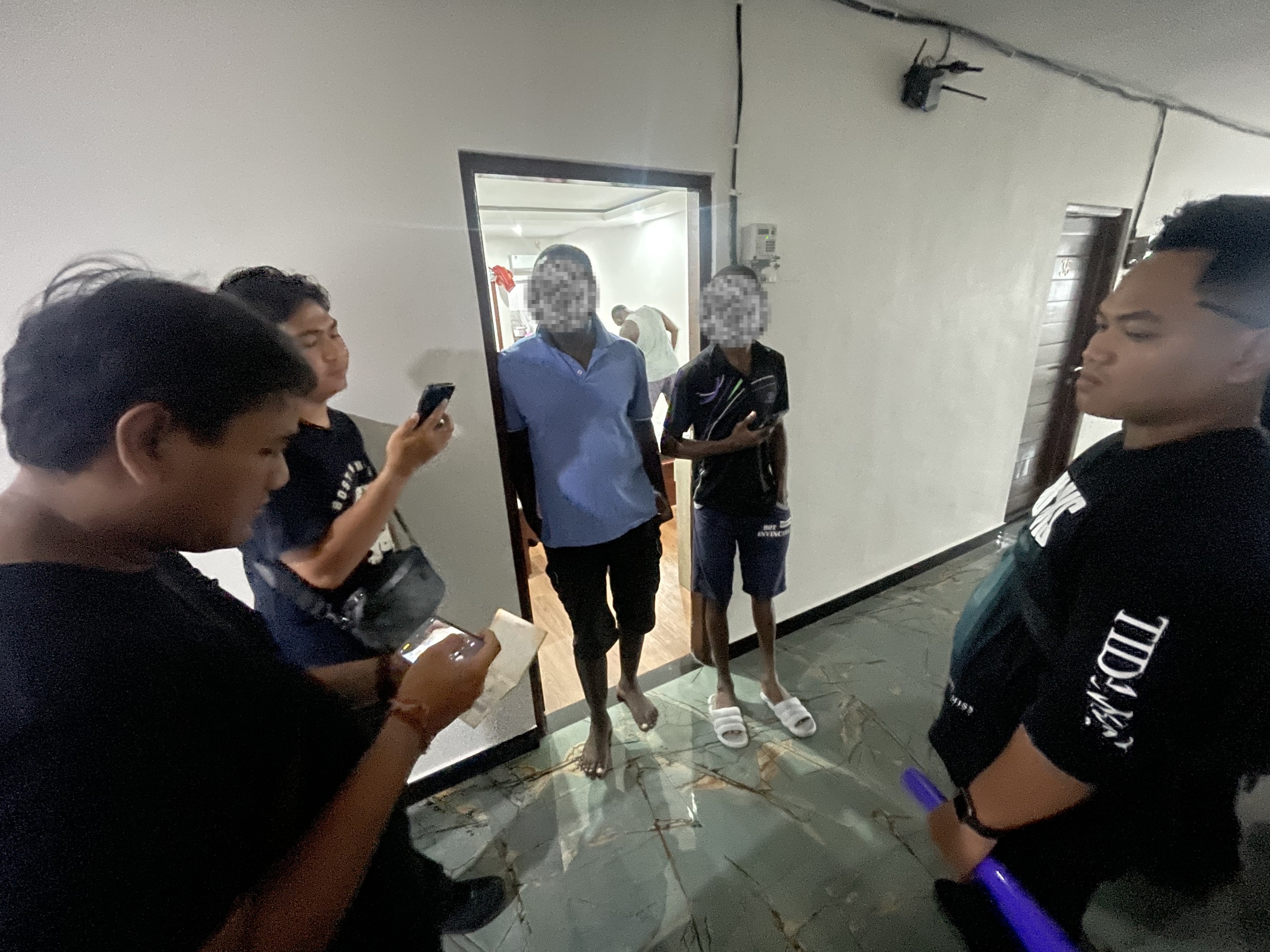 BALINEWSID.COM, DENPASAR — The Denpasar Class I Immigration Office with TPI has intensified supervision of foreign nationals staying in Bali, detaining three G…
