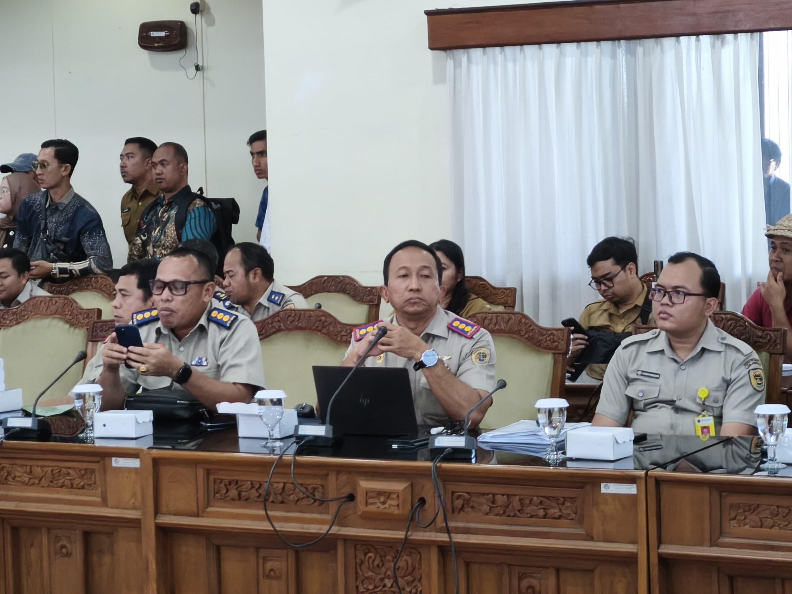 BALINEWSID.COM, DENPASAR — A land status dispute involving PT Bali Turtle Island Development (BTID) has escalated after a startling revelation emerged during a…