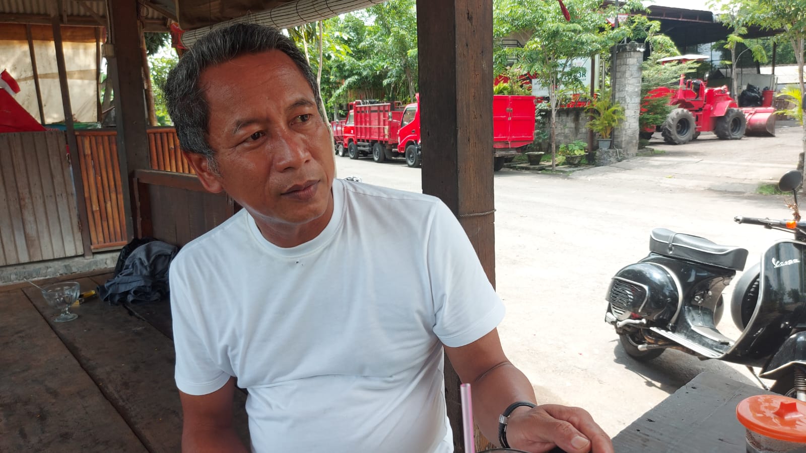 BALINEWSID.COM, BADUNG — Community-based waste management at TPS-3R Seminyak is facing mounting pressure after previously generating up to Rp500 million (aroun…