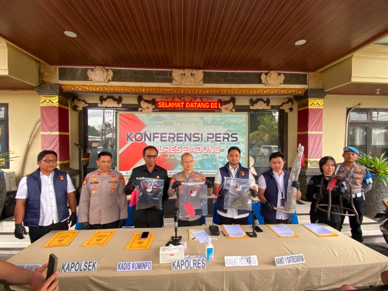 BALINEWSID.COM, BADUNG – Badung Police have uncovered an alleged premeditated murder case that claimed the life of a 25-year-old man identified by the initials…