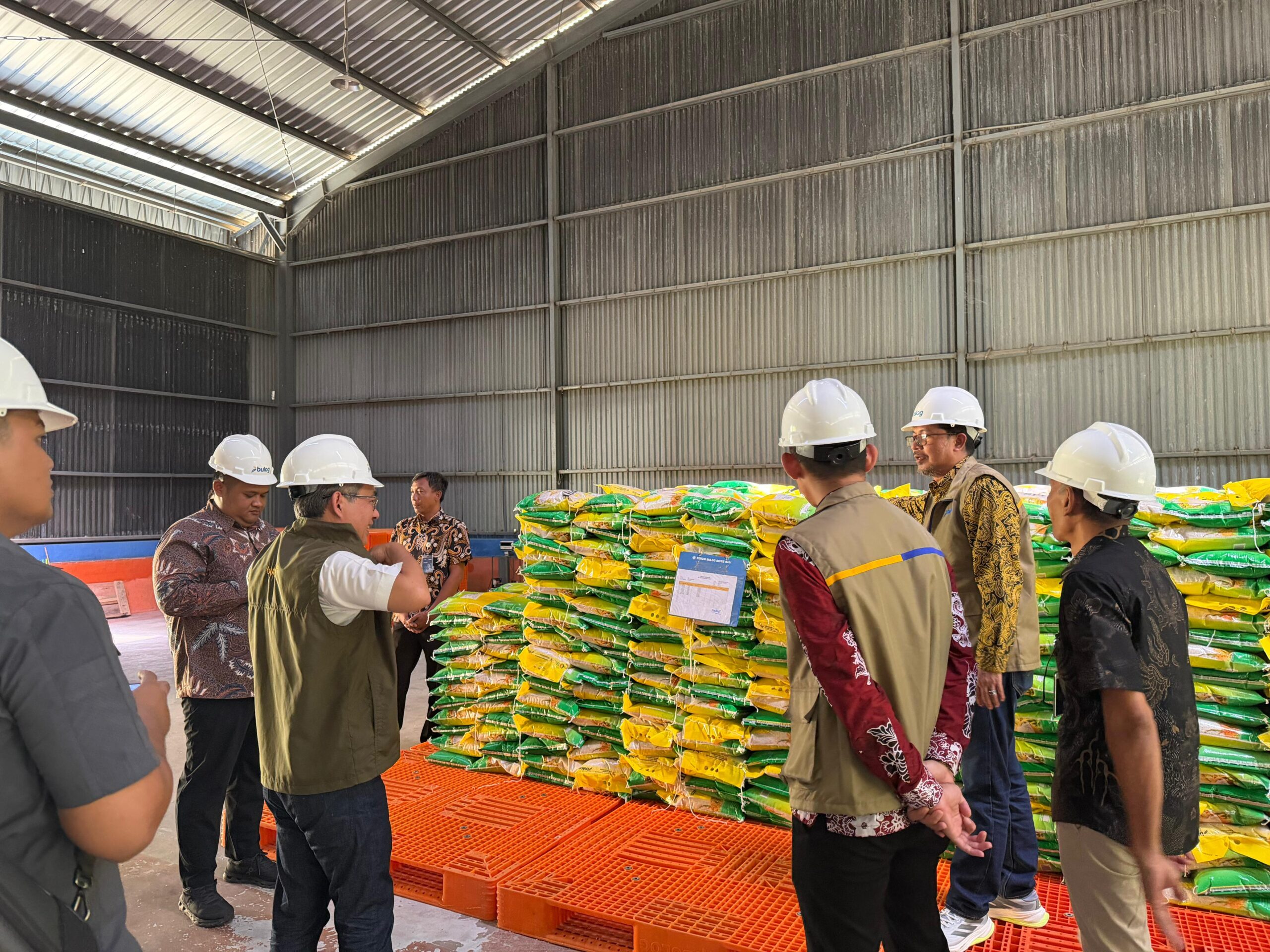 BULOG Ensures Bali Rice Supply Safe Ahead of Eid al-Adha and Galungan