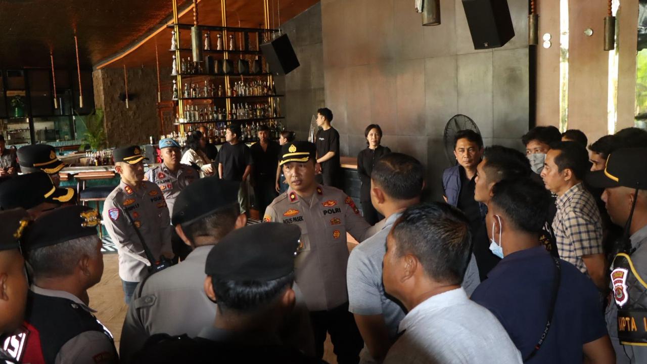 BALINEWSID.COM, BADUNG – A violent clash involving foreign nationals at Jade by Todd English Restaurant and Bar on Jalan Pemelisan Agung, Tibubeneng, North Kut…