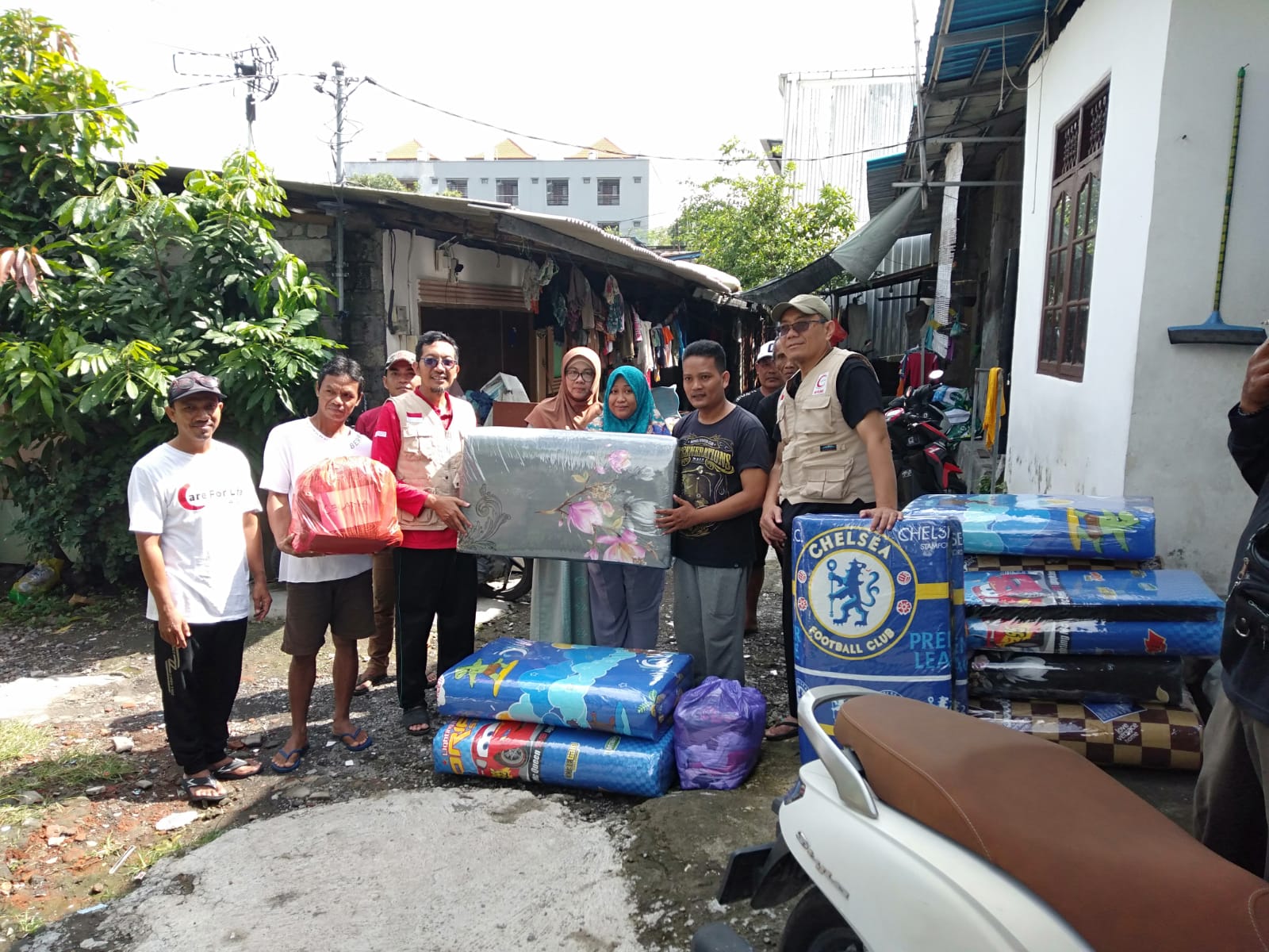 BALINEWSID.COM, DENPASAR – The Indonesian Red Crescent Society, known as Bulan Sabit Merah Indonesia (BSMI), celebrated its 24th anniversary on June 8, 2026, r…
