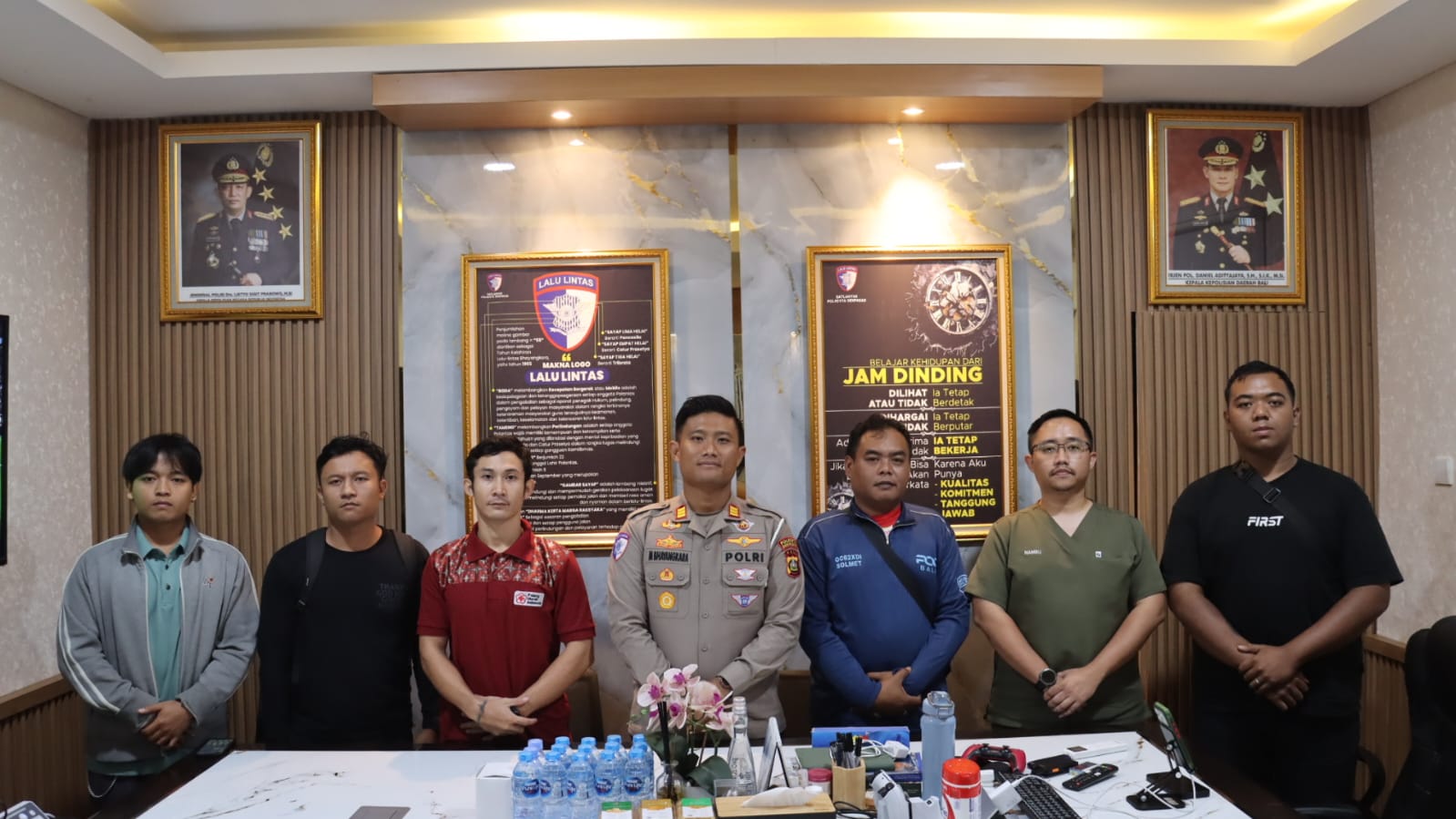 BALINEWSID.COM, DENPASAR – The Traffic Unit of Denpasar City Police has firmly denied allegations that its officers charged a traffic accident victim for polic…