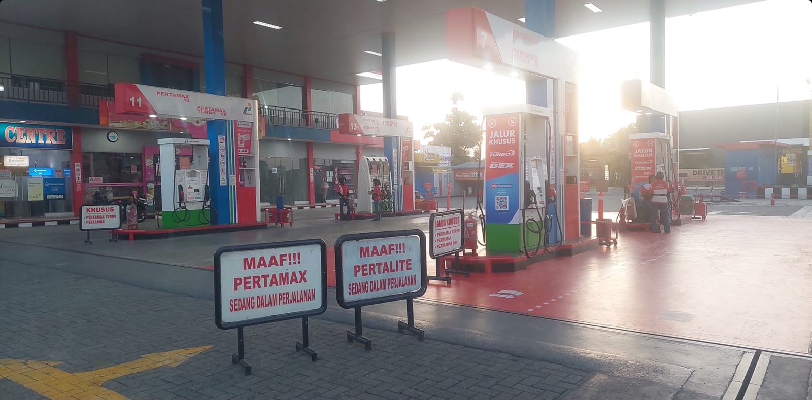 BALINEWSID.COM, MEDAN – A widespread shortage of nearly all types of Pertamina fuel has once again hit several regions across North Sumatra, disrupting public …