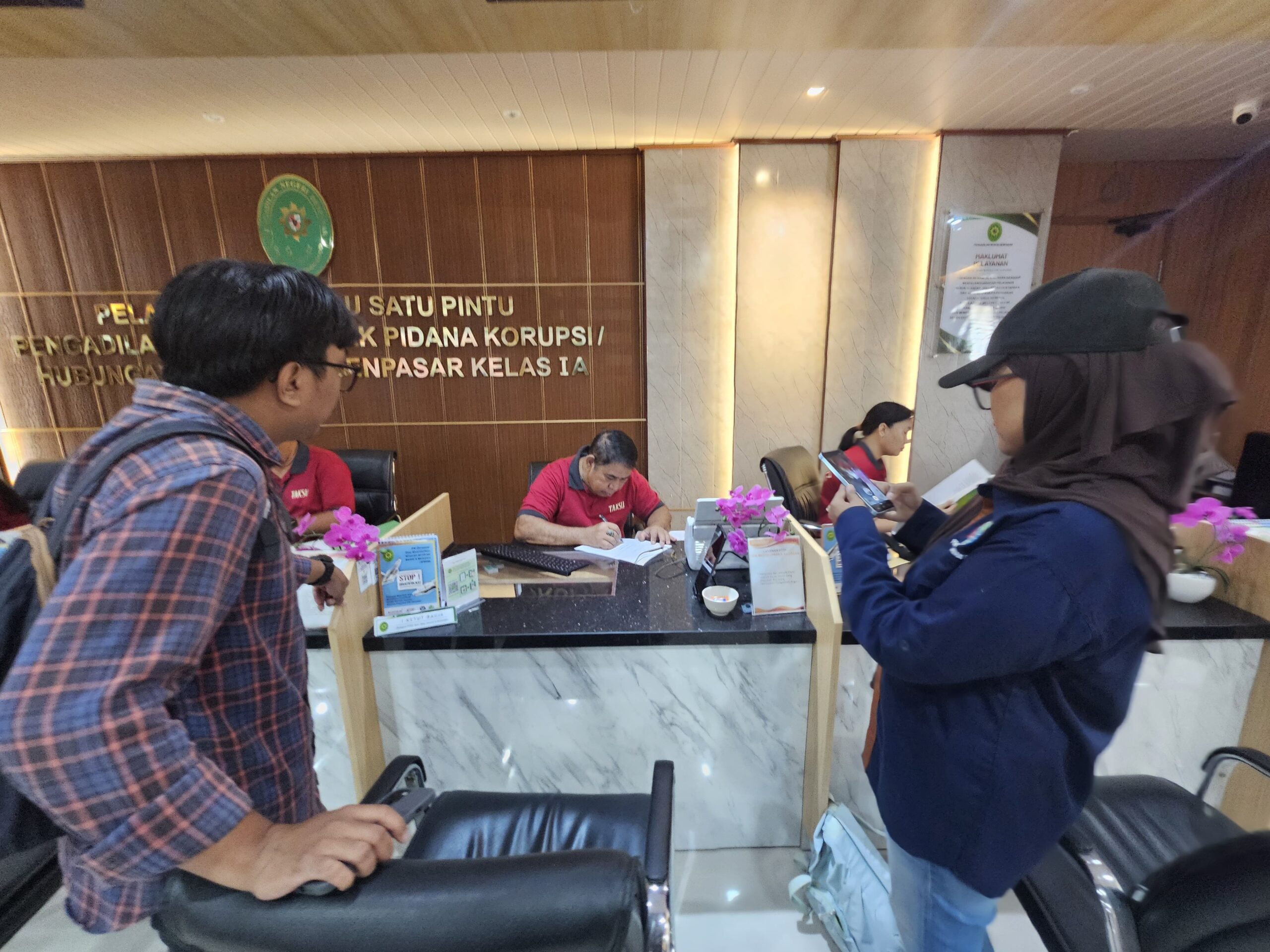 BALINEWSID.COM, DENPASAR – The Bali chapter of the Indonesian Online Journalists Association (IWO Bali), together with the Bali Journalists Solidarity coalitio…