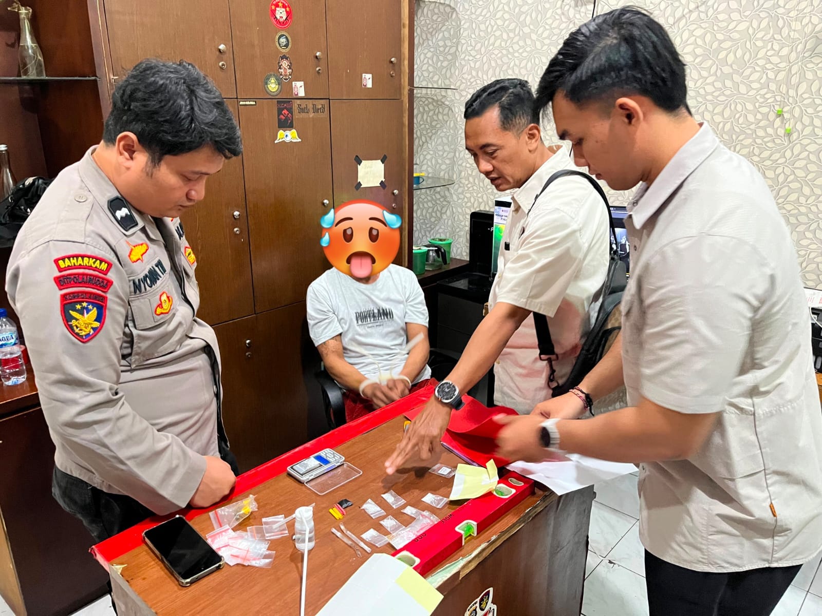 BALINEWSID.COM, BADUNG — The Bali Police Maritime and Air Police Directorate (Ditpolairud) has uncovered a suspected methamphetamine trafficking operation in t…