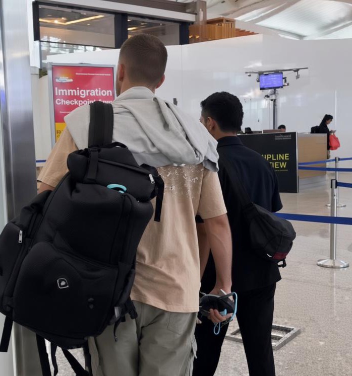 BALINEWSID.COM, DENPASAR — The Denpasar Class I Immigration Office deported a 47-year-old Algerian national, identified by the initials BKH, through I Gusti Ng…