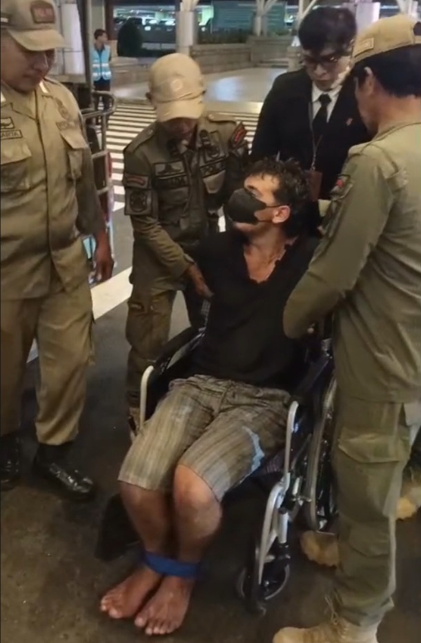 BALINEWSID.COM, BADUNG – A Portuguese national was detained by authorities after allegedly causing a disturbance in the international departure terminal of I G…