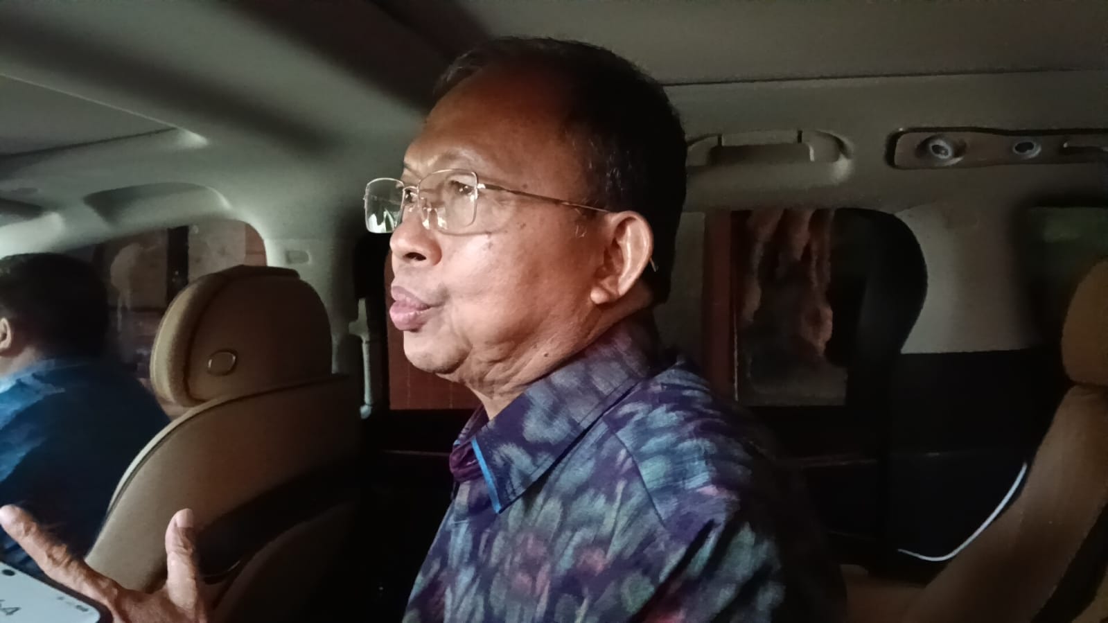 BALINEWSID.COM, DENPASAR – The Bali Provincial Government is preparing a contingency plan amid growing speculation over the possible transfer of regional civil…