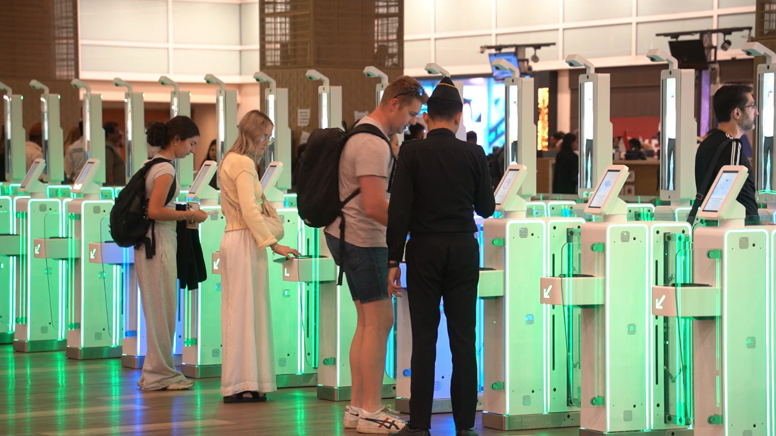 BALINEWSID.COM, BADUNG — Immigration services and inspections at the Immigration Checkpoint (TPI) of I Gusti Ngurah Rai International Airport in Bali remained …