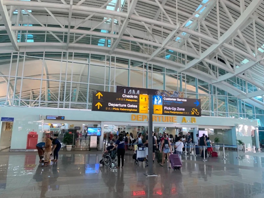 BALINEWSID.COM, BADUNG — Increased volcanic activity at Mount Anak Krakatau has disrupted air travel across Indonesia, with at least 17 flights at Bali’s I Gus…