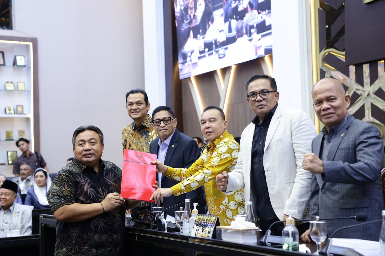 Tourist Islands Face Risk of Corporate Land Concentration, Nyoman Parta Calls for Restrictions