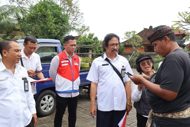 GIANYAR, BALINEWS.ID - Sidak ini merupakan bagian dari upaya menanggapi keluhan kelangkaan LPG yang sebelumnya sudah diselidiki oleh Disperindag Kabupaten Gian…