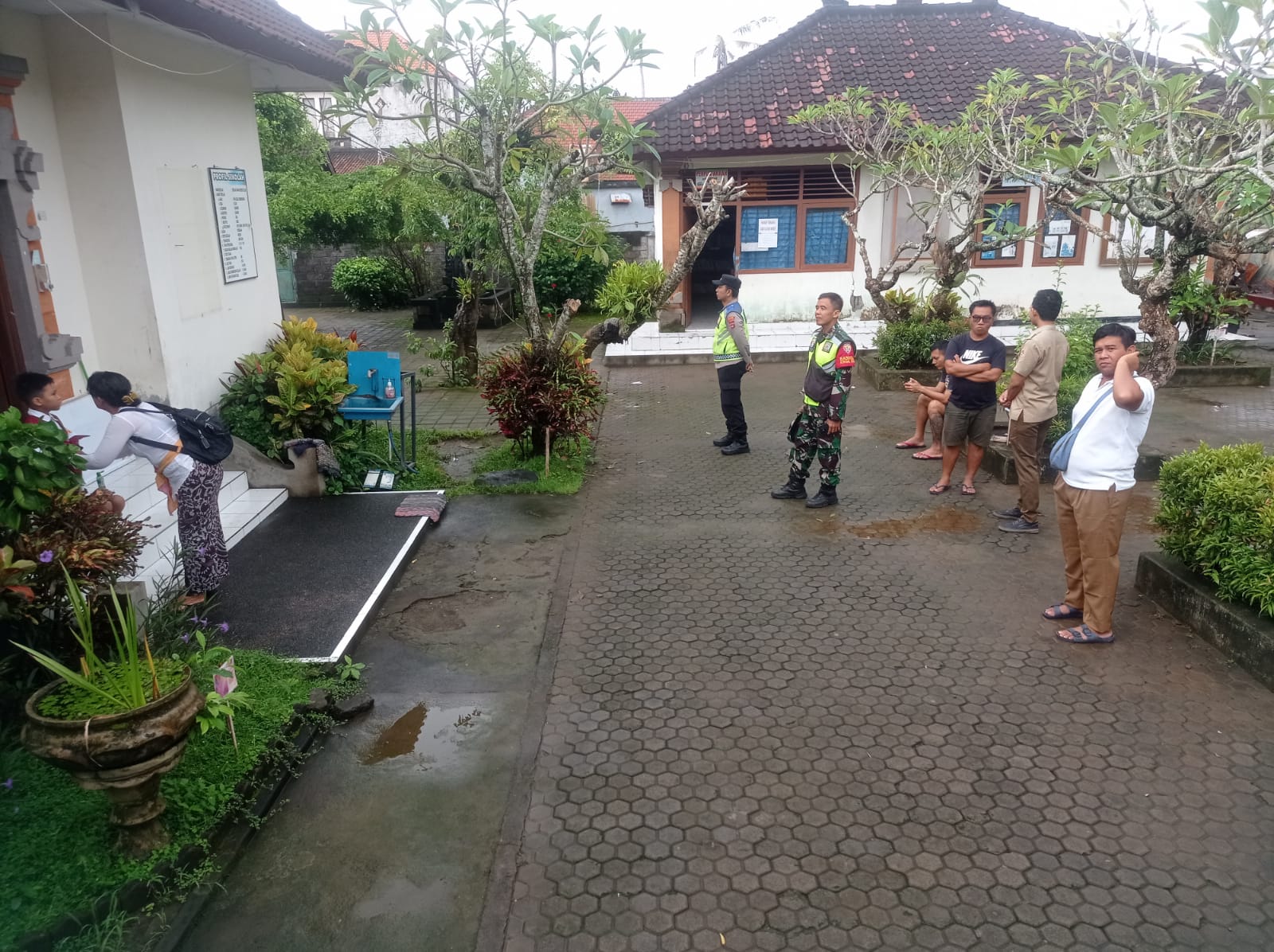 GIANYAR, BALINEWS.ID - Insiden pencurian terjadi di Sekolah Dasar Negeri 2 Celuk, Desa Celuk, Kecamatan Sukawati, Gianyar, pada Senin pagi (13/1/2025). Peristi…