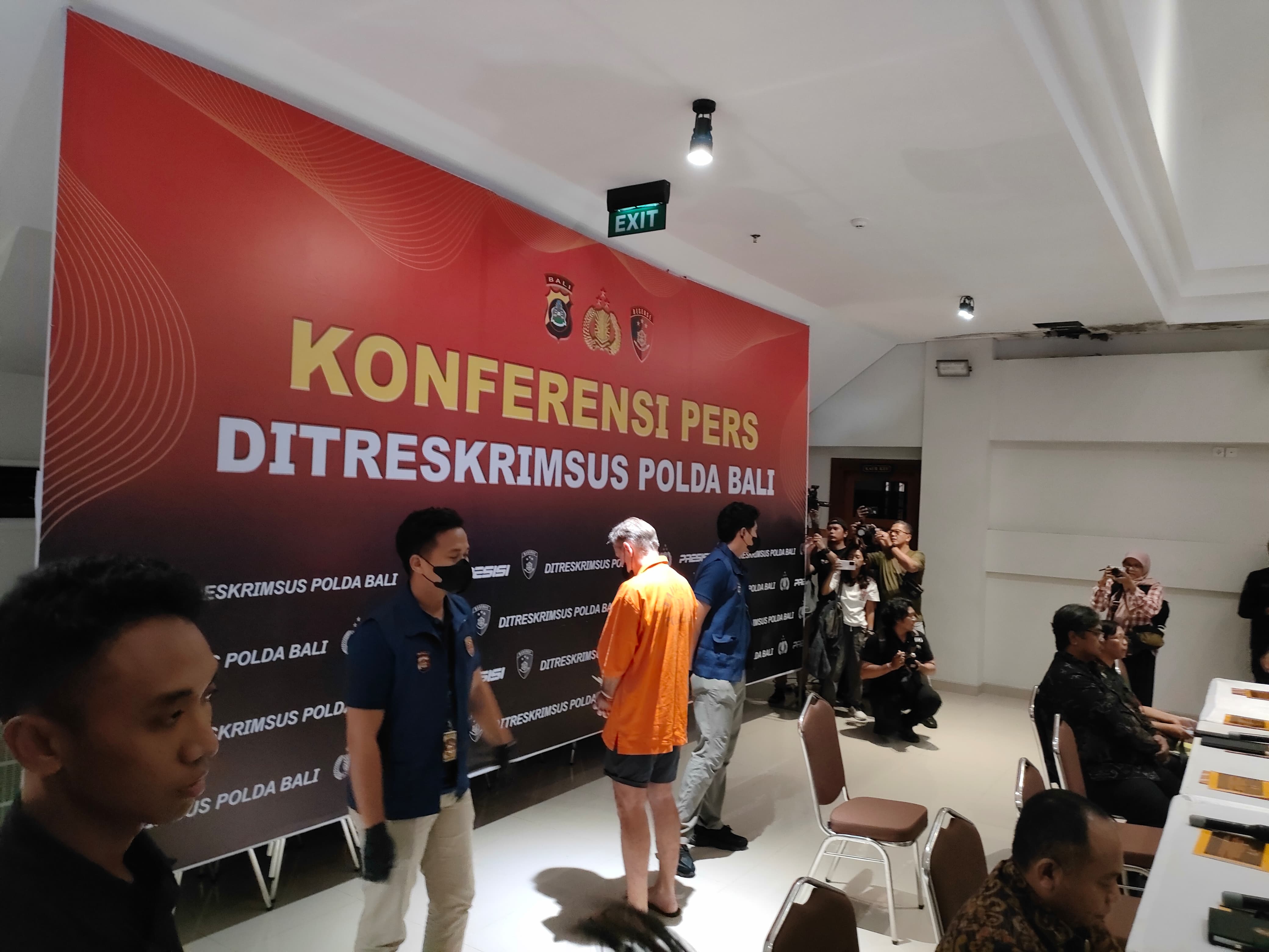 DENPASAR, BALINEWS.ID - Polda Bali resmi menetapkan AF (53), pria berkewarganegaraan Jerman yang menjabat sebagai Direktur PT Parq Ubud Partners, sebagai tersa…