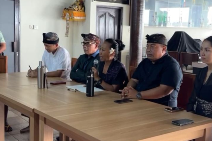 DENPASAR, BALINEWS.ID - Anggota DPD Bali, NiLuh Djelantik turut menyuarakan dukungan terhadap masyarakat dan nelayan di Pulau Serangan yang tengah berhadapan d…