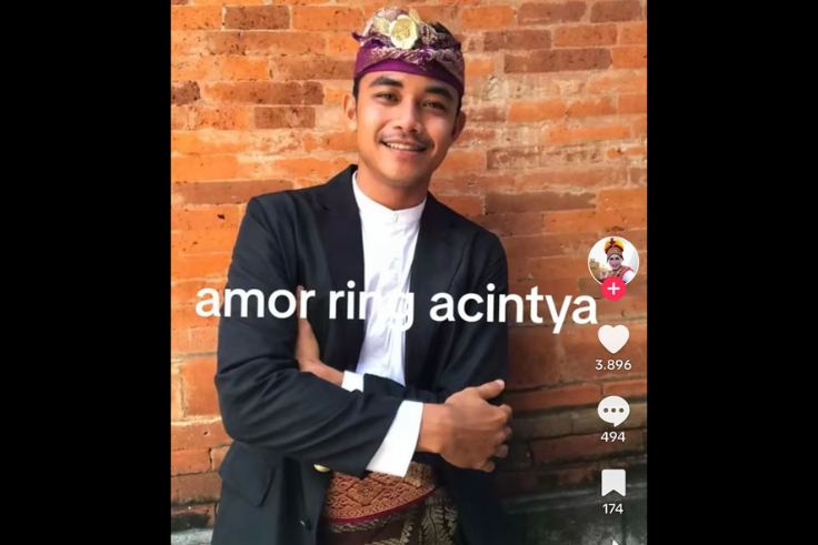 GIANYAR, BALINEWS.ID - Kematian tragis seorang pemuda di Bali baru-baru ini mencuri perhatian publik di media sosial. Pemuda yang diketahui bernama Dek Adi, ha…