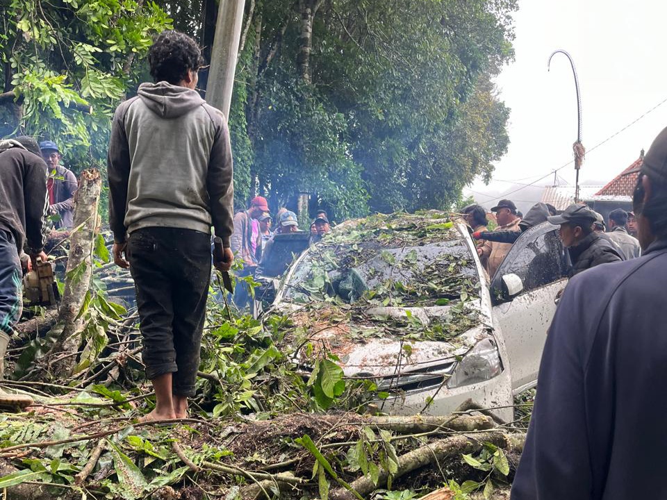 BANGLI, BALINEWS.ID - Berdasarkan data BPBD dan Damkar Kabupaten Bangli, pada Sabtu (8/2) dan Minggu (9/2/2025), Kabupaten Bangli dilanda cuaca ekstrim. Antara…