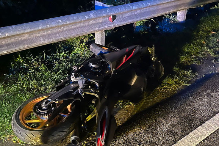 DENPASAR, BALINEWS.ID - Seorang mahasiswa berinisial MR. (22), asal Jakarta, tewas setelah terlibat kecelakaan tunggal di Jalan By Pass I Gusti Ngurah Rai, tep…