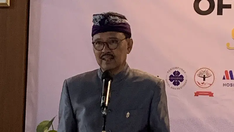DENPASAR, Balinews.id - Meskipun jumlah wisatawan asing terus meningkat, okupansi hotel di Bali justru mengalami penurunan pada bulan Maret ini. Perhimpunan Ho…
