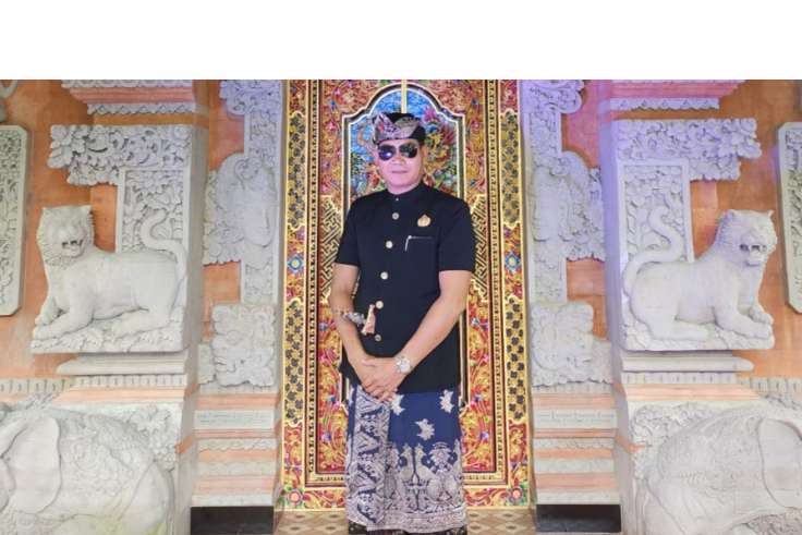 GIANYAR, Balinews.id - Seorang pemilik penambangan batu padas asal Banjar Gelogor, Desa Lodtunduh, Lenju Kerta Wangi (LKW), memilih bisnis lain daripada menamb…