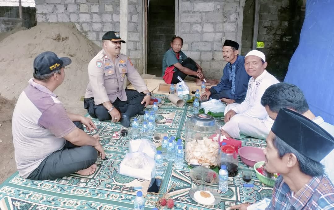 GIANYAR, BALINEWS.ID - Hari Raya Nyepi dan Idul Fitri 2025 jatuh hampir berdekatan. Guna menghormati hari raya Nyepi yang tidak boleh keluar rumah, maka umat M…