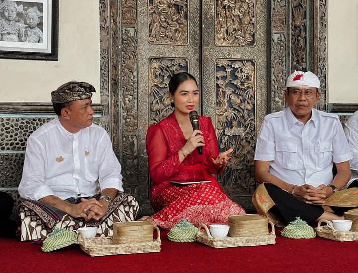 KARANGASEM, BALINEWS.ID – Wakil Menteri Pariwisata (Wamenpar) RI, Ni Luh Enik Ermawati, melakukan kunjungan kerja ke Kabupaten Karangasem pada Sabtu (8/3). Dal…