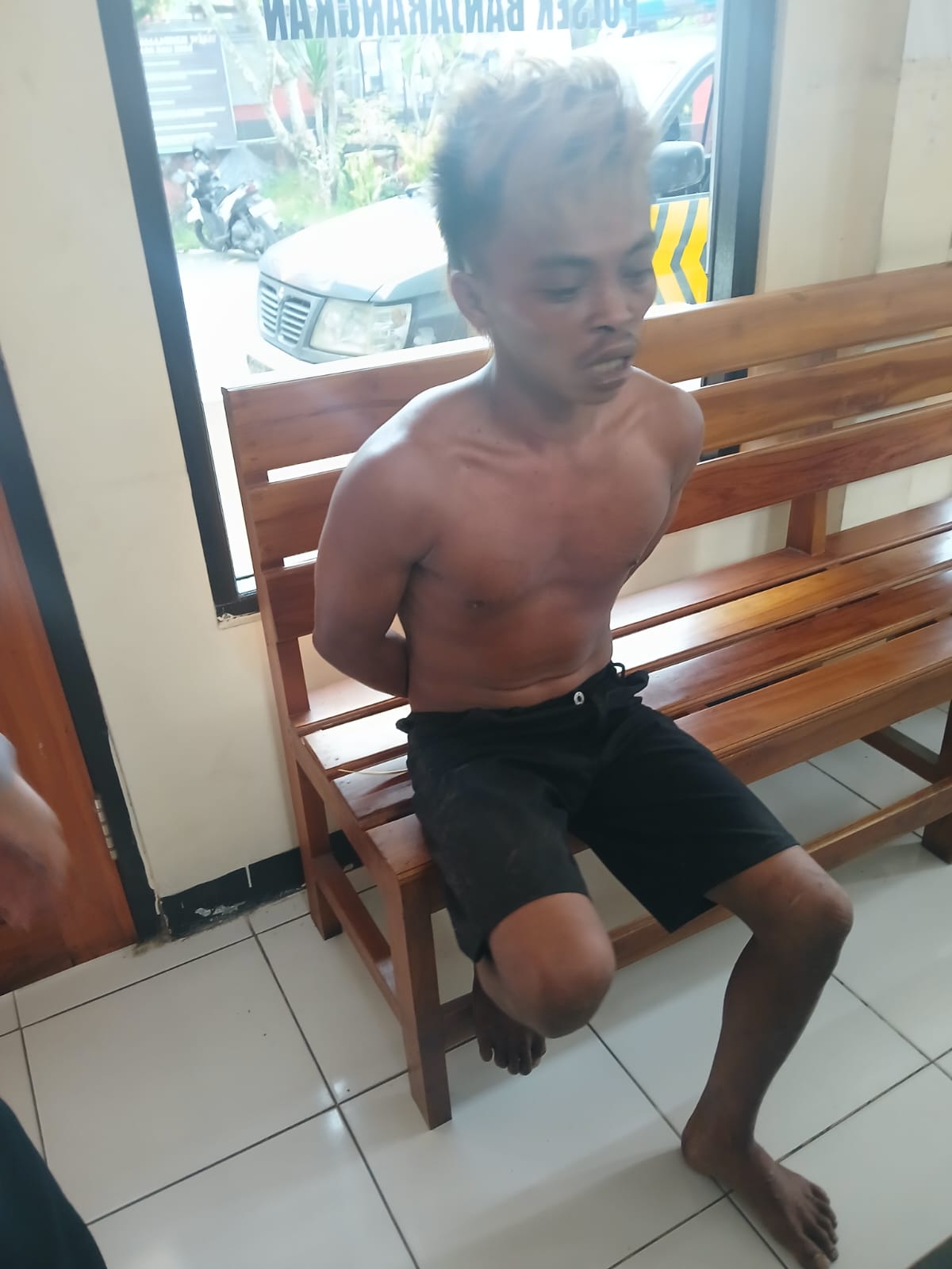 KLUNGKUNG, BALINEWS.ID - Seorang pria, Slamet (25), yang diduga mencoba melakukan tindak pidana pencurian, berhasil diamankan warga di Dusun Tusan Kawan, Desa …