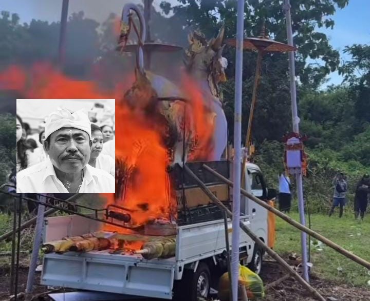 KLUNGKUNG, BALINEWS.ID – Upacara ngaben Jro Mangku Nengah Setar di Setra (Kuburan) Sakti, Kecamatan Nusa Penida berlangsung khidmat pada Selasa (12/3/2025). Da…