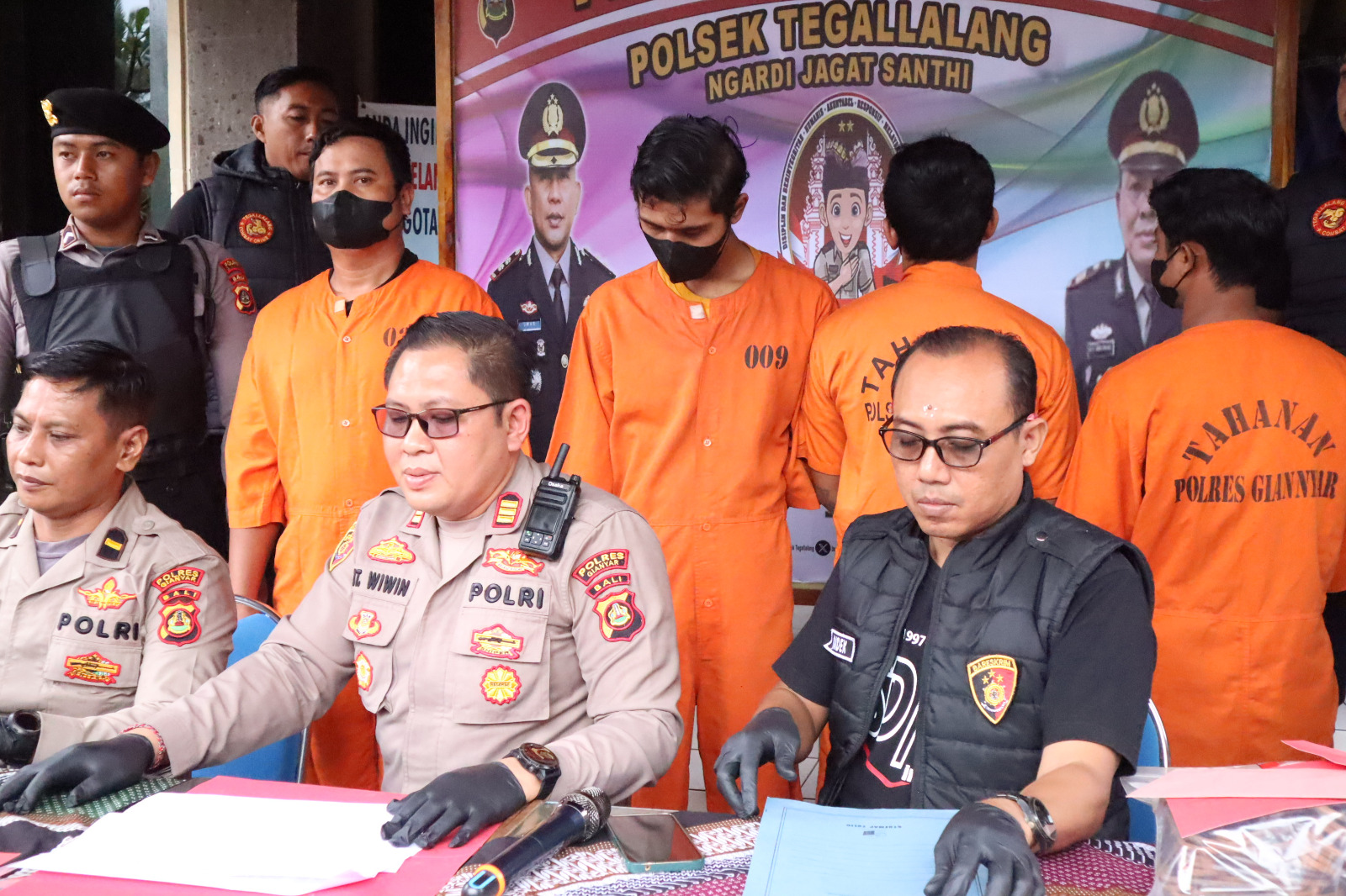 GIANYAR, BALINEWS.ID - Unit Reskrim Polsek Tegallalang berhasil mengungkap sejumlah kasus pencurian dan penggelapan yang terjadi di wilayah hukum Polres Gianya…