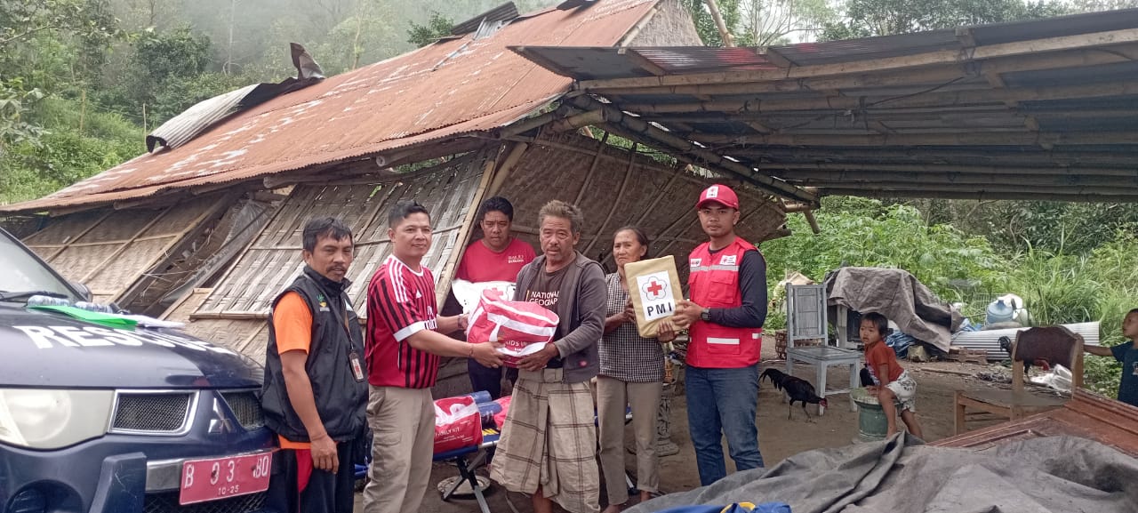 BANGLI, BALINEWS.ID – Musibah yang terjadi di Kabupaten Bangli membawa dampak signifikan pada kerusakan sarana. Berdasarkan data BPBD dan Damkar Kabupaten Bang…