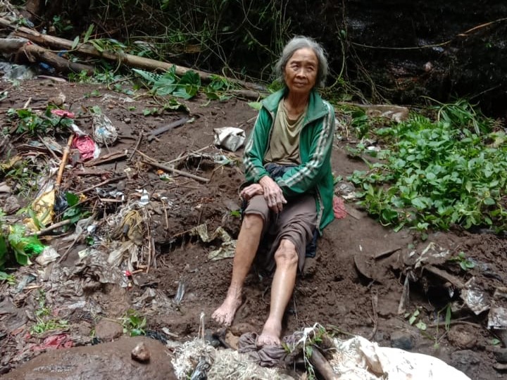 GIANYAR, BALINEWS.ID – Nenek Ni Made Seri (80) asal Desa Bakbakan, Kecamatan Gianyar sempat dinyatakan hilang pada Selasa (25/3/2025). Nenek akhirnya ditemukan…
