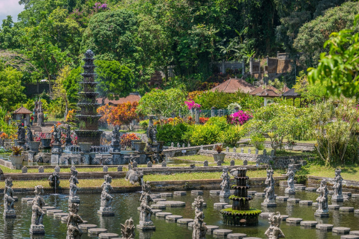 KARANGASEM, BALINEWS.ID – Harga tiket masuk ke Taman Wisata Tirta Gangga di Desa Ababi, Kecamatan Abang, Karangasem, kembali mengalami kenaikan per 1 Maret 202…