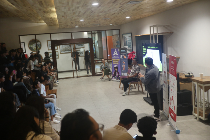 BALINEWS.ID - Pada Sabtu, 1 Maret 2024, komunitas teknologi dan pencinta kecerdasan buatan (AI) berkumpul di DNA Art & Creative Hub, Denpasar, untuk mengikuti …