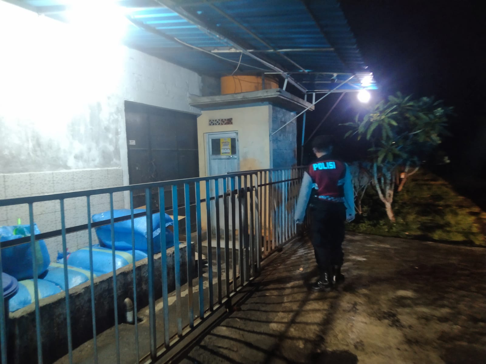 GIANYAR, BALINEWS.ID – Mengantisipasi kriminalitas di jam-jam rawan, Sat Samapta Polres Gianyar menggelar patroli subuh pada Kamis (10/4/2025) pukul 03.00 wita…