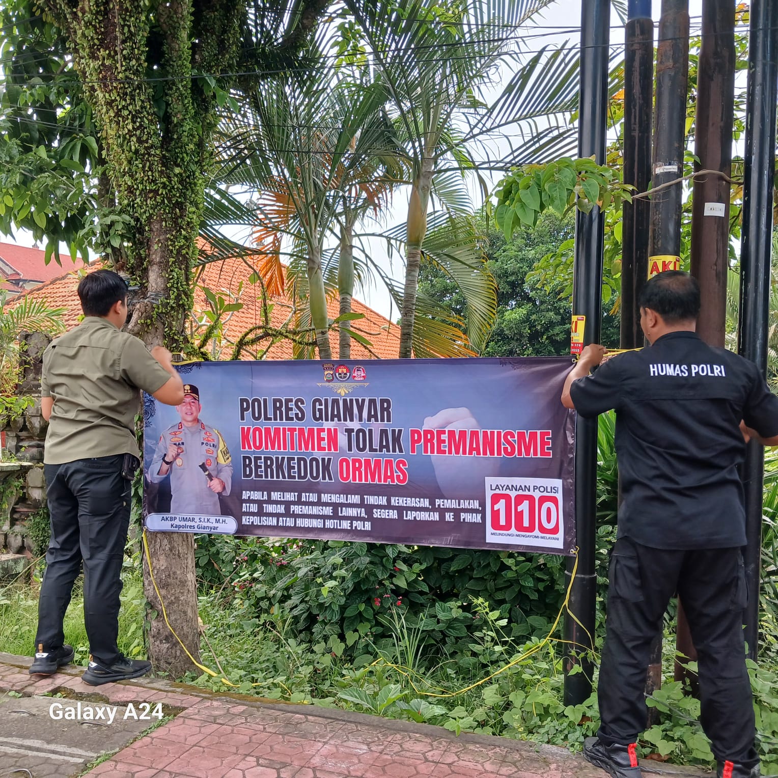 GIANYAR, BALINEWS.ID – Polres Gianyar menunjukkan komitmen dalam menjaga keamanan dan ketertiban masyarakat. Salah satunya dengan memasang spanduk bertuliskan;…