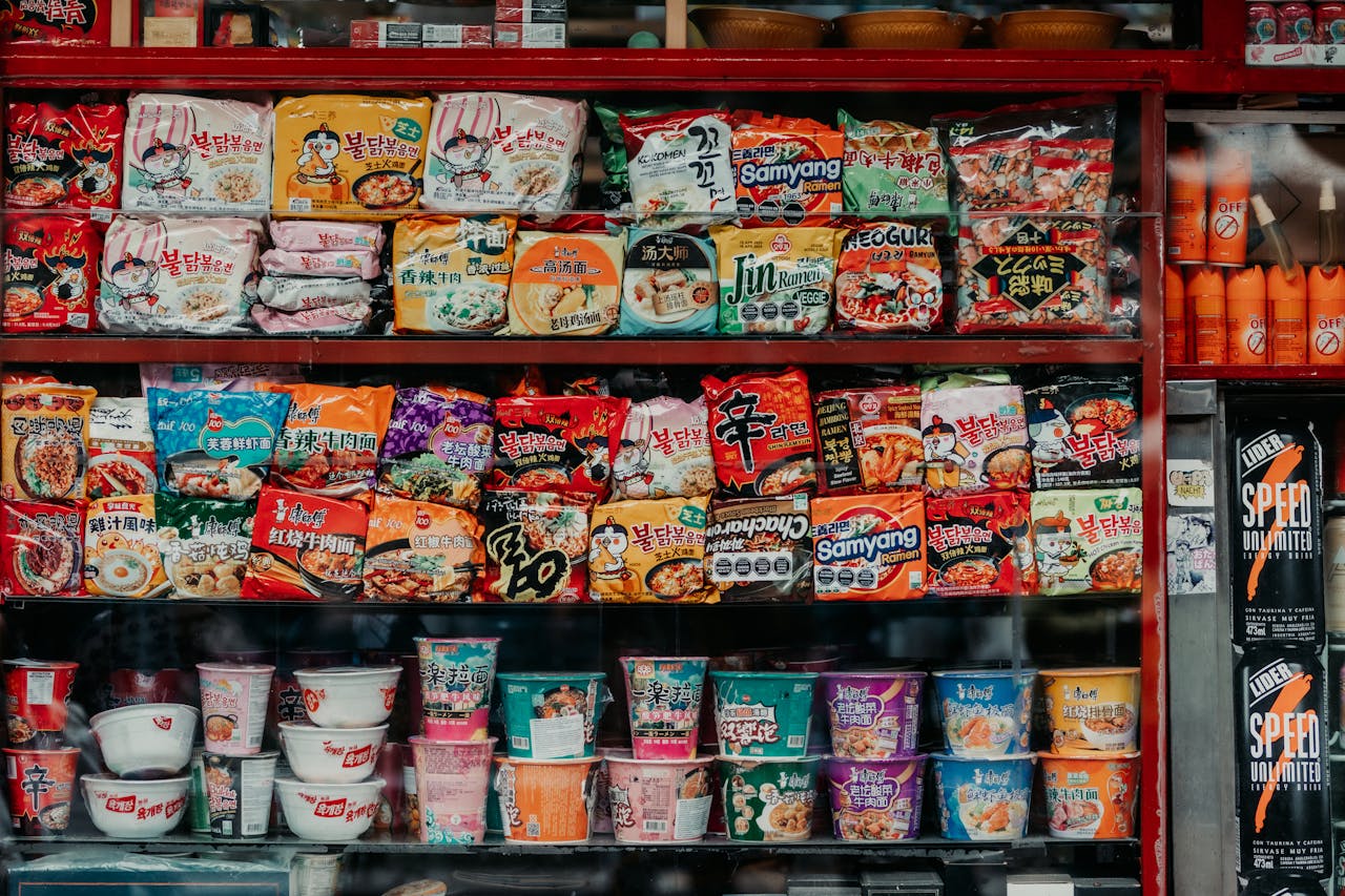 INTERNASIONAL, Balinews.id - Untuk mengurangi peningkatan kasus penyakit tidak menular, pemerintah Singapura akan melarang iklan untuk makanan yang tidak sehat…