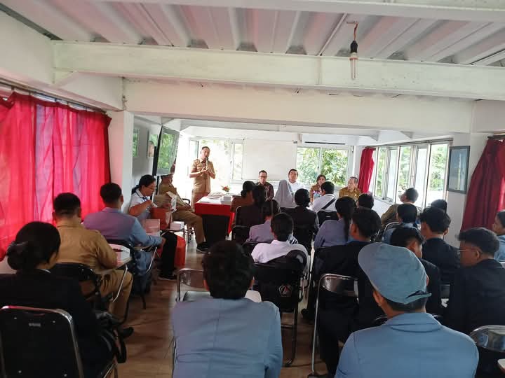 KARANGASEM, BALINEWS.ID – Minat masyarakat Karangasem, khususnya kalangan muda, untuk bekerja ke luar negeri terus menunjukkan tren yang tinggi dalam 2 tahun t…