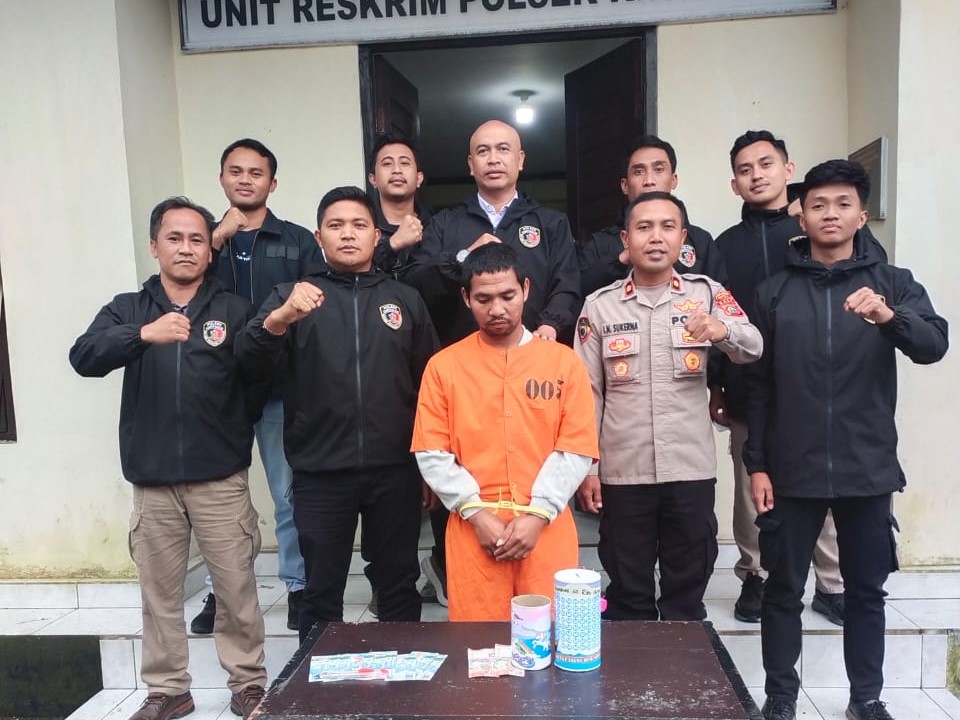BANGLI, BALINEWS.ID – Unit Reskrim Polsek Kintamani berhasil menangkap seorang residivis pencurian yang kembali beraksi. Pelaku, berinisial I.M.A. (28), warga …