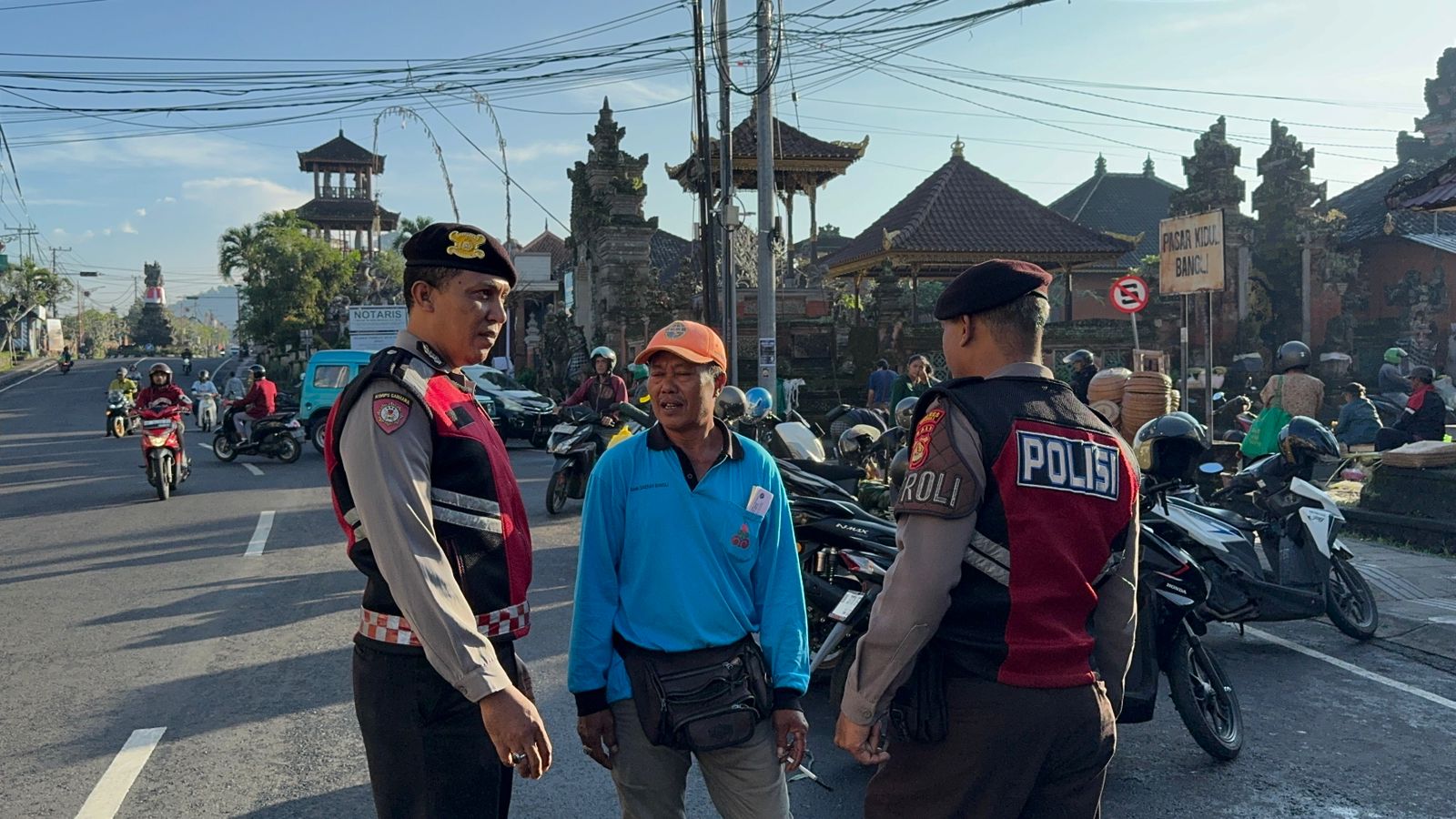 BANGLI, BALINEWS.ID - Dalam rangka menciptakan keamanan dan ketertiban masyarakat (Kamtibmas) yang kondusif, Kepolisian Resor Bangli terus meningkatkan kegiata…