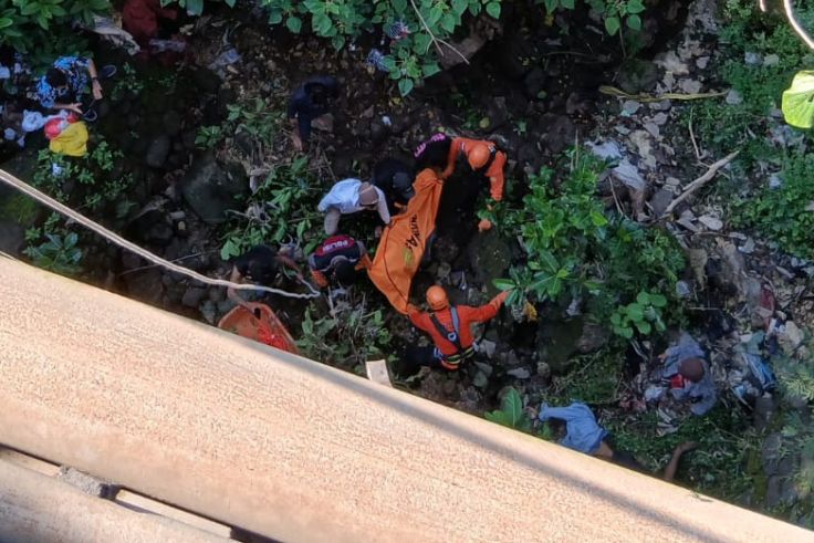 BADUNG, BALINEWS.ID – Dua pemuda asal Sumba Barat Daya, Nusa Tenggara Timur (NTT), ditemukan tewas mengenaskan di dasar Jembatan Bali Cliff, kawasan Jalan Alas…