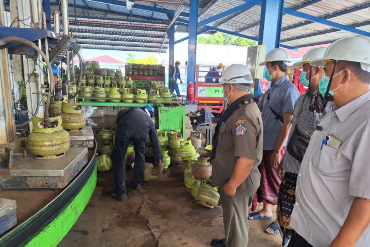 BULELENG, BALINEWS.ID - Sejumlah tabung gas LPG 3 kilogram di Kabupaten Buleleng ditemukan tak memenuhi standar keamanan dalam sidak yang digelar Tim Pengawas …